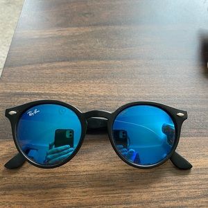 Round Ray Ban Sunglasses
